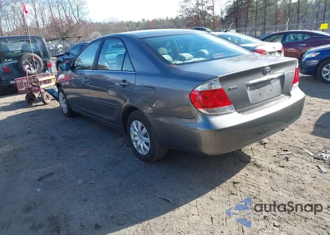 2006 Toyota Camry Std z USA, uszkodzony, nr VIN 4T1BE32K66U678372